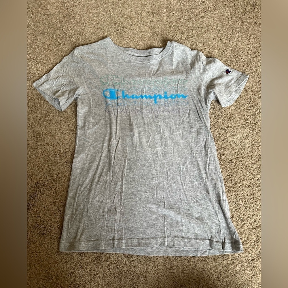Boys Champion shirt yl